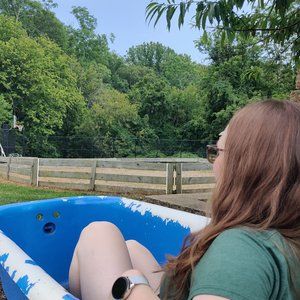 Meet your Posher, Meg